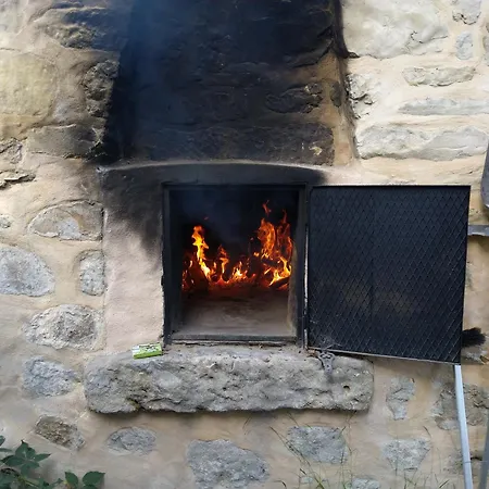 Romantic-louveteaux-en-provence**** Holiday home *