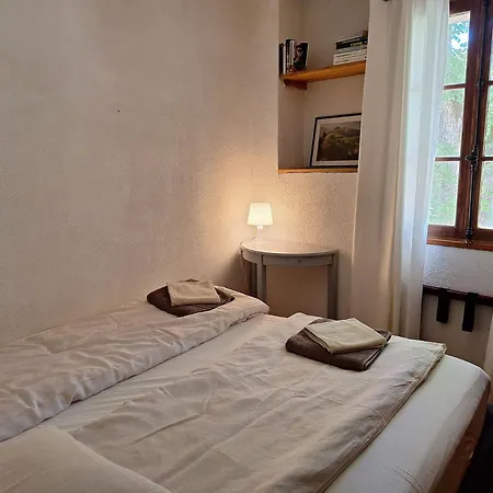 Romantic-louveteaux-en-provence**** Holiday home *